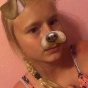 Meet your Posher, Christina